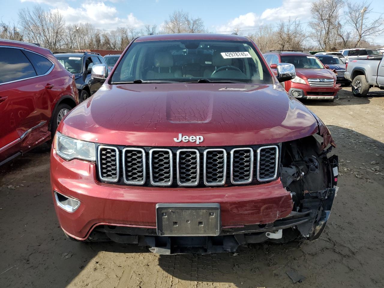 2017 Jeep Grand Cherokee - Image 5