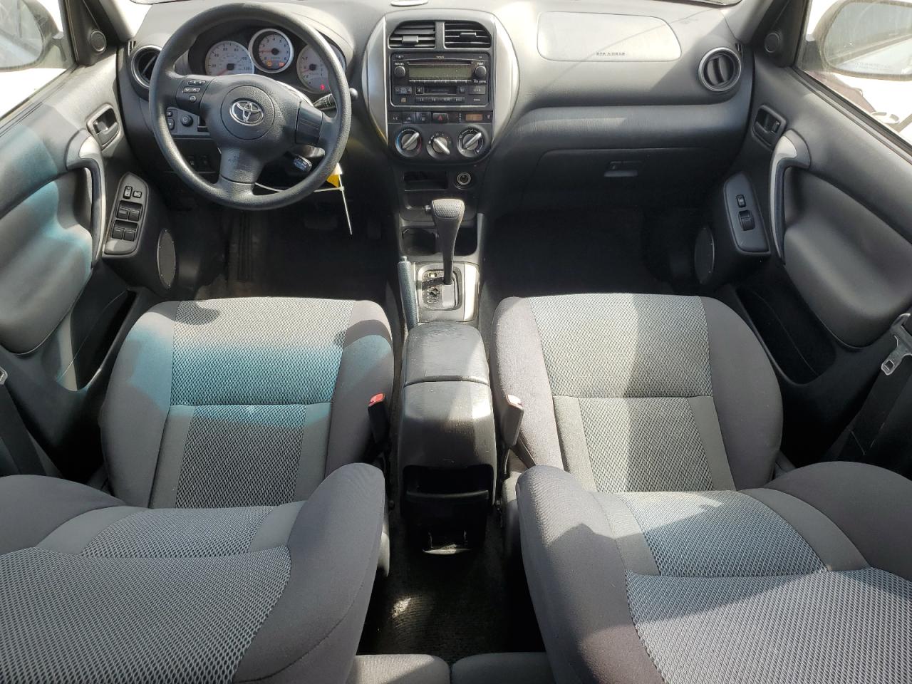 2004 Toyota RAV 4 - Image 8