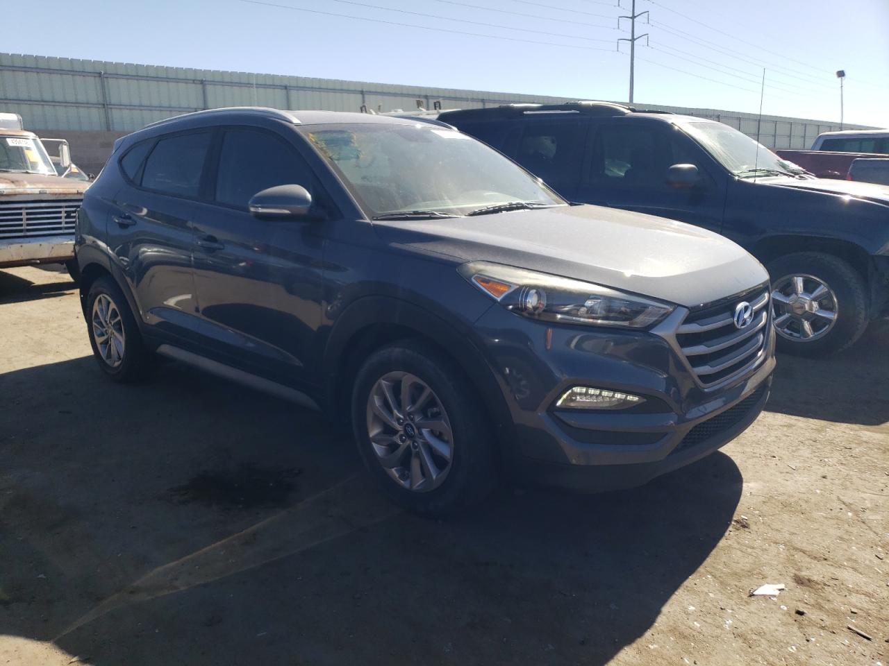 2017 Hyundai Tucson - Image 4
