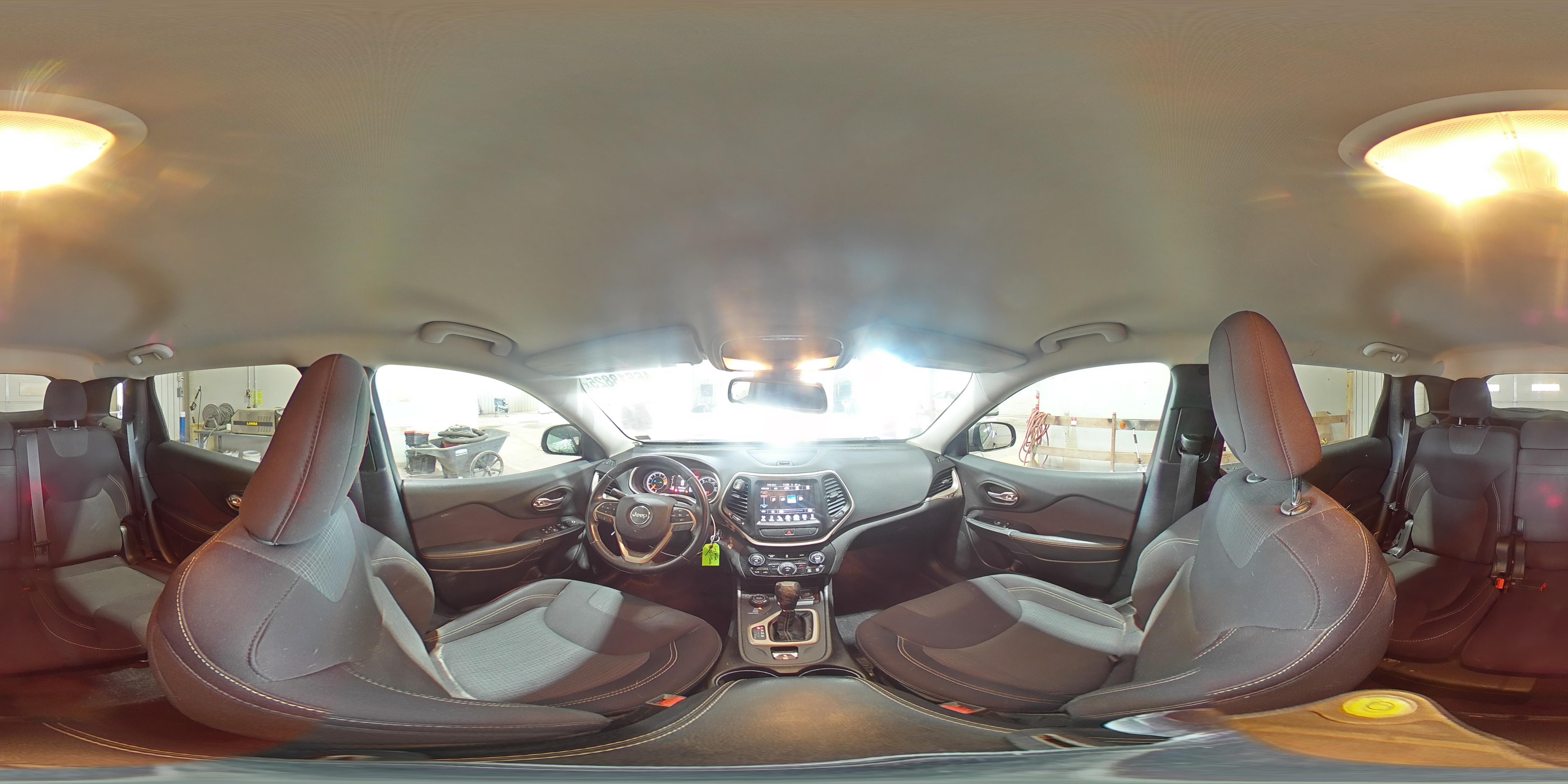 2016 Jeep Grand Cherokee - Image 16