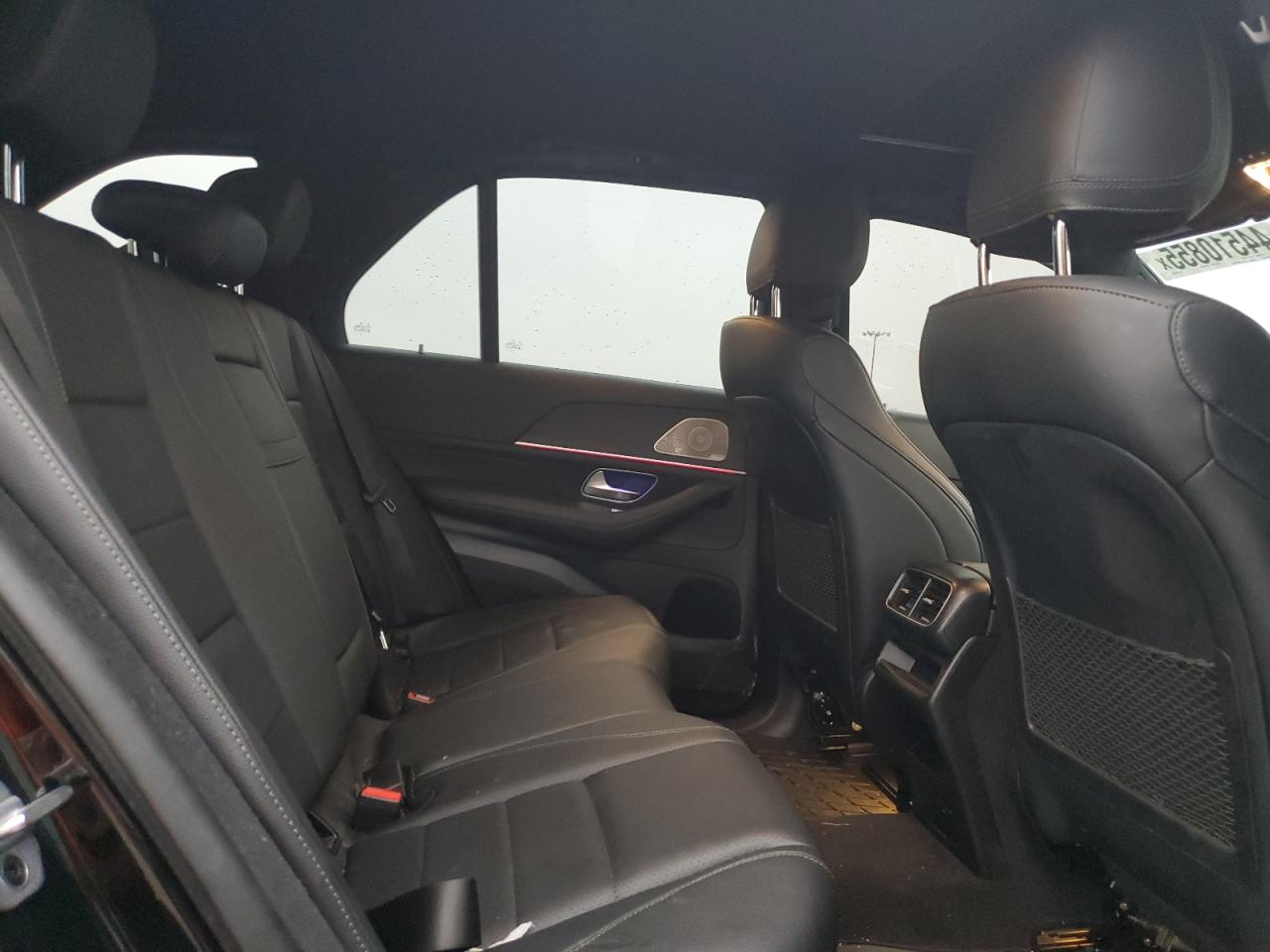 2022 Mercedes-Benz GLE - Image 11