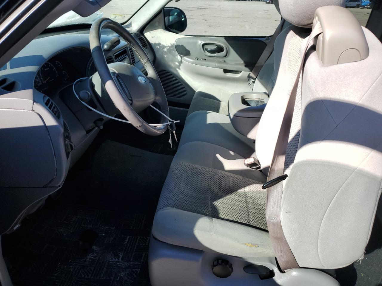 2003 Ford F-150 - Image 7