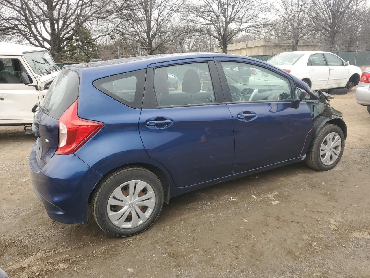 2018 Nissan Versa - Image 3