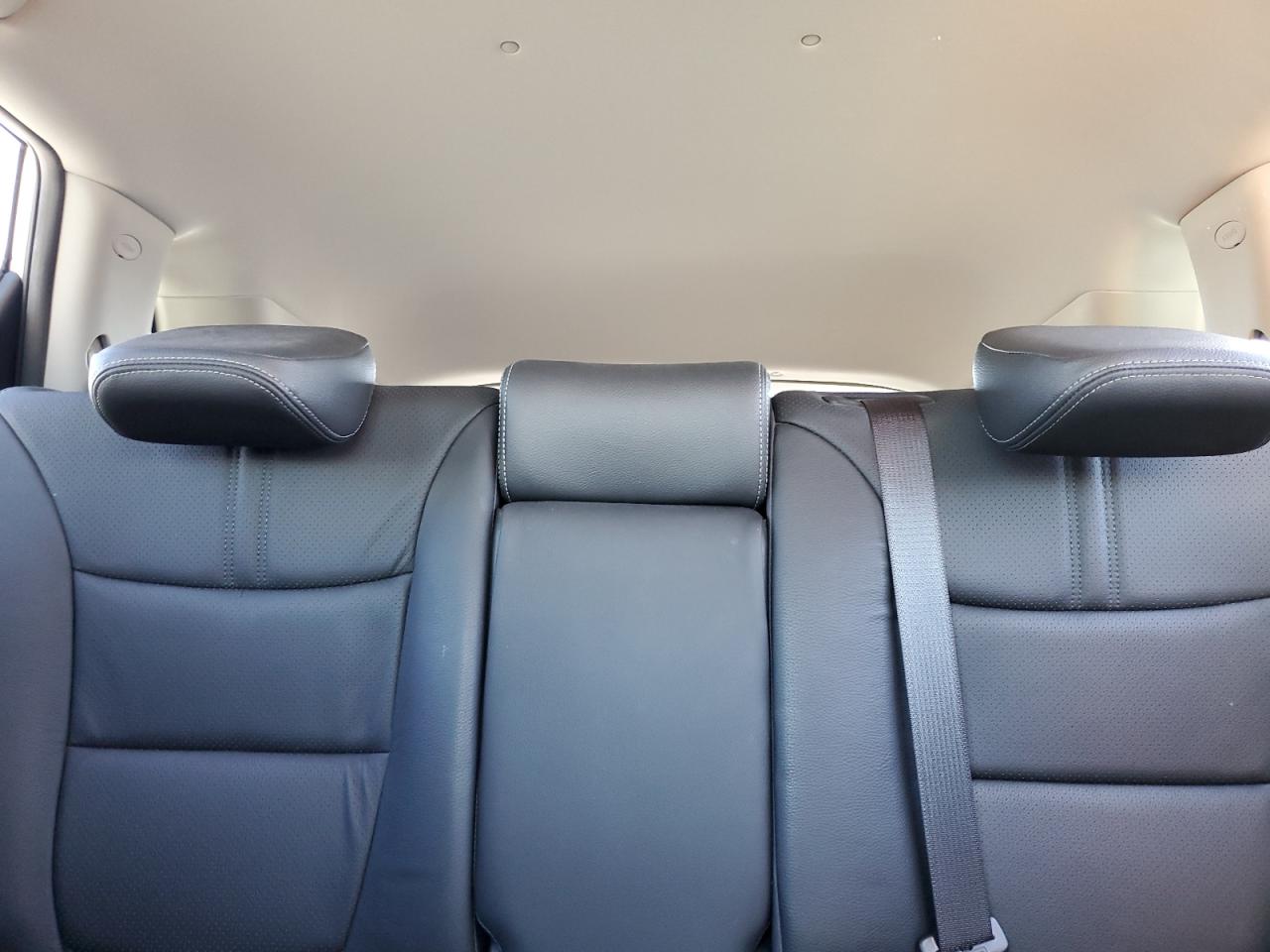 2011 Kia Sorento - Image 10