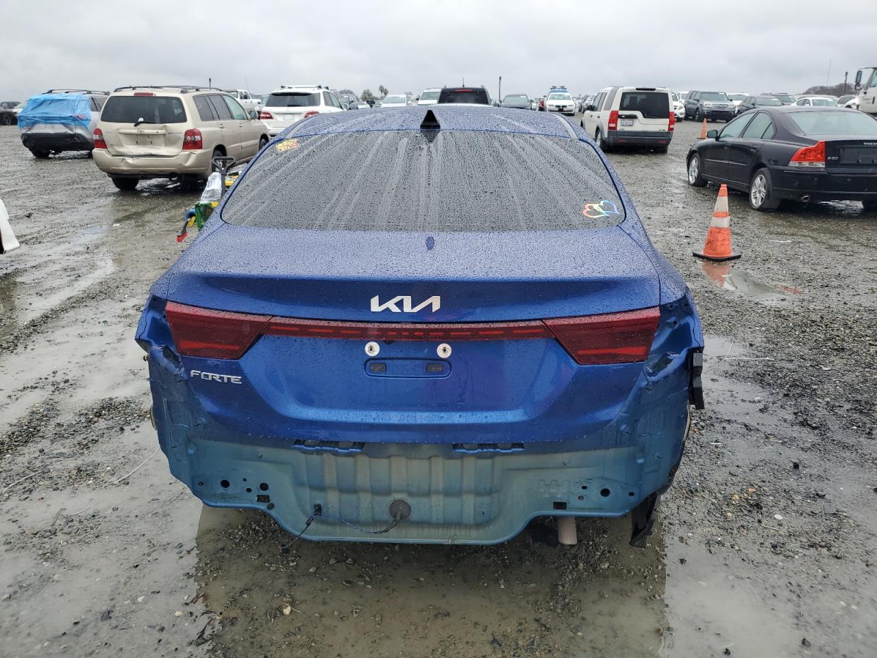 2022 Kia Forte - Image 6