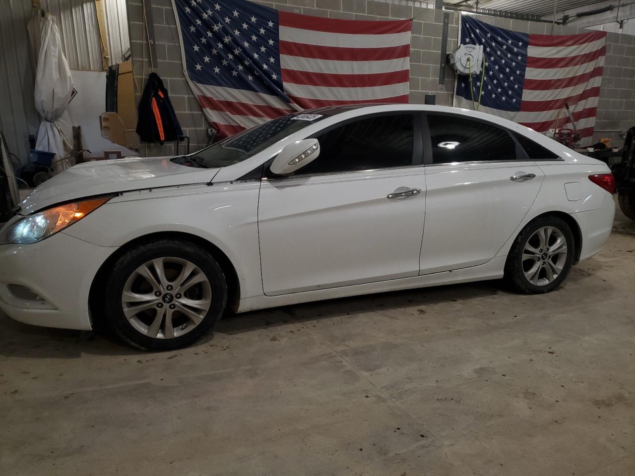2013 Hyundai Sonata - Image 1