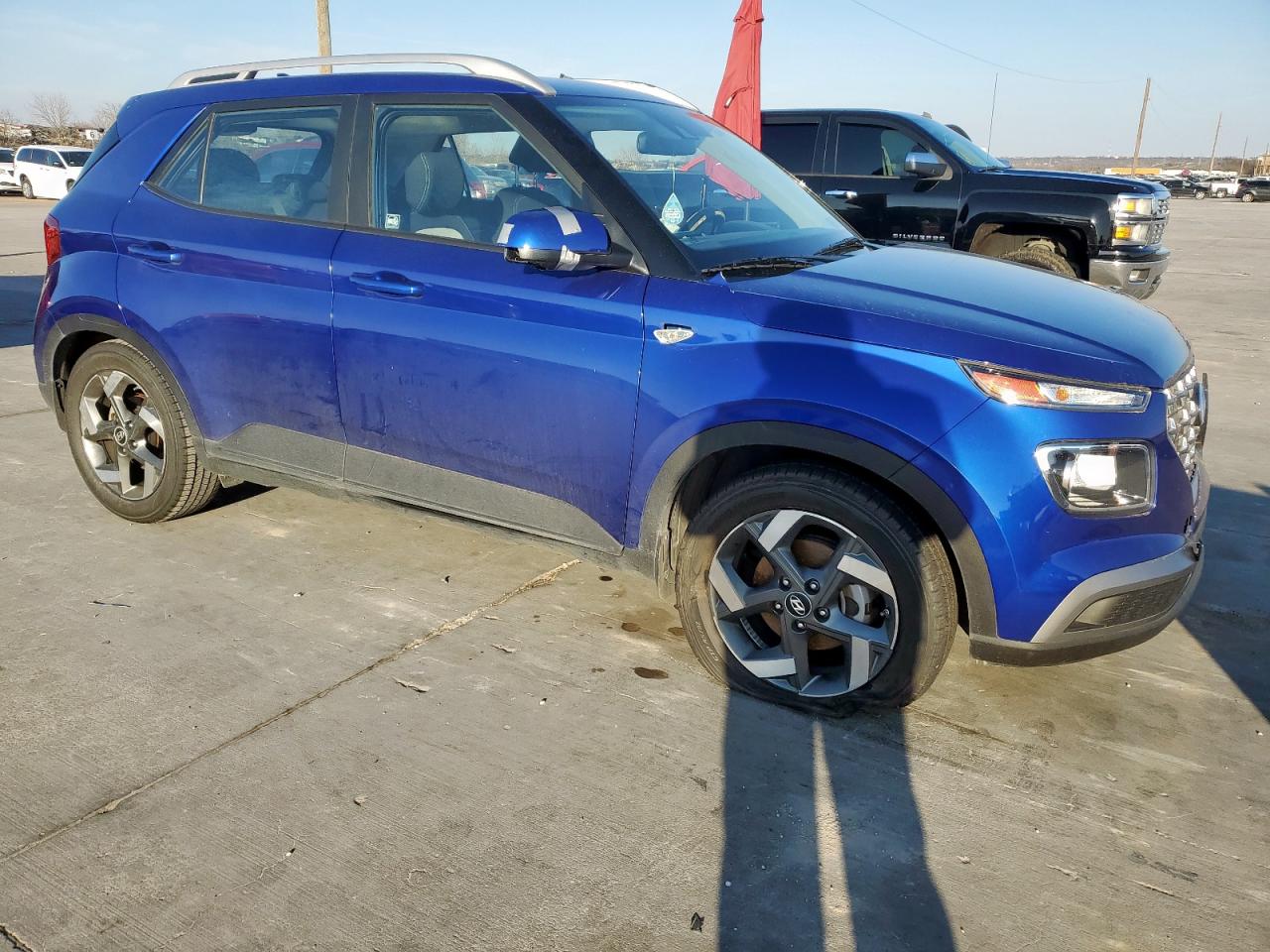 2021 Hyundai Venue - Image 4