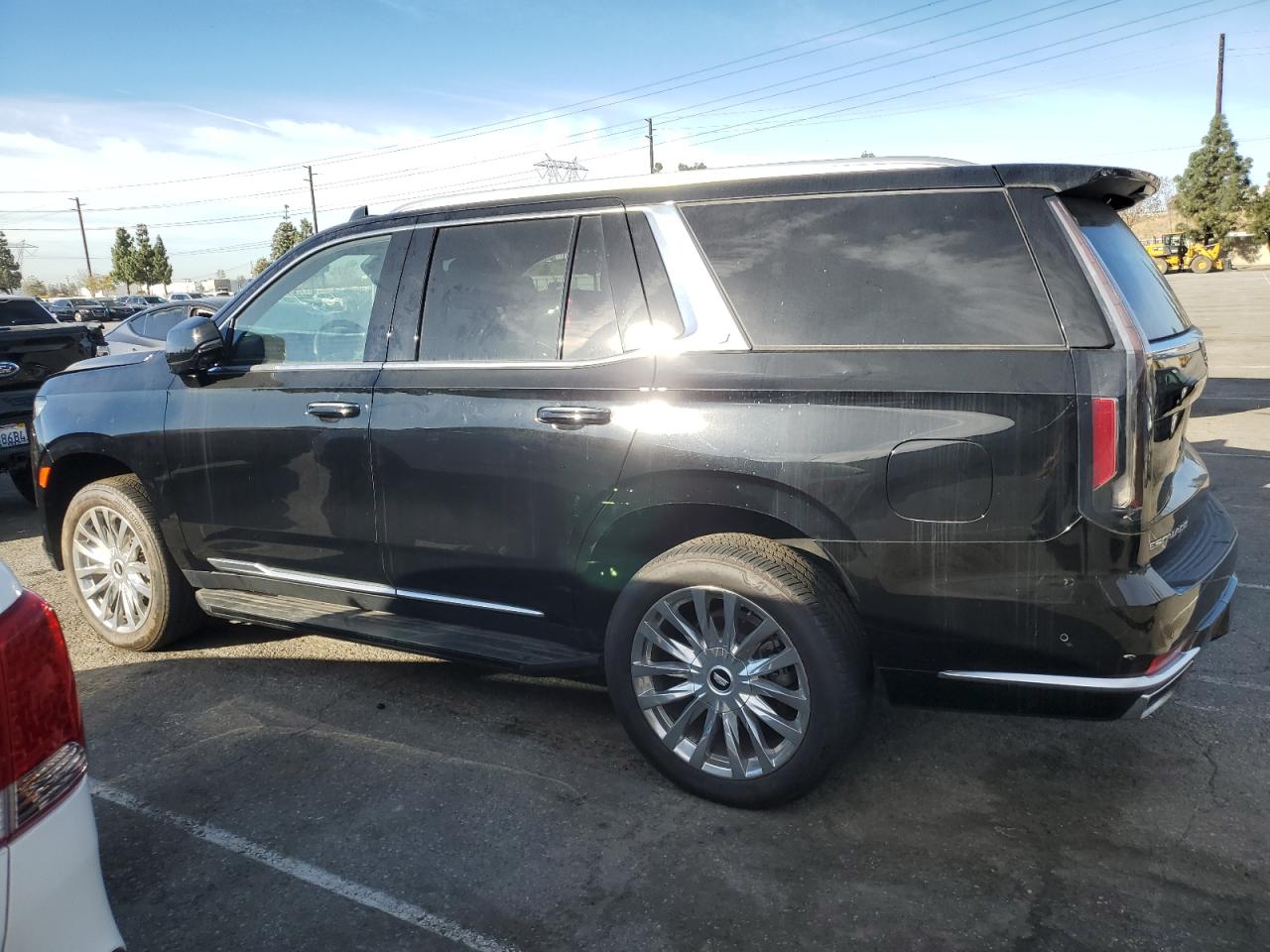 2023 Cadillac Escalade - Image 2