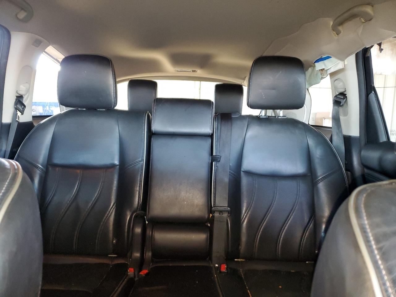 2016 Infiniti QX60 - Image 10