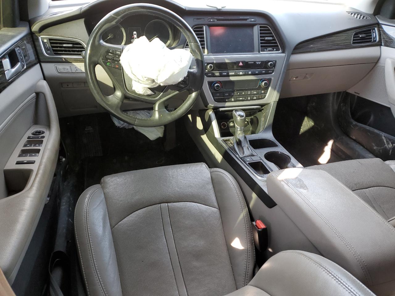 2016 Hyundai Sonata - Image 8