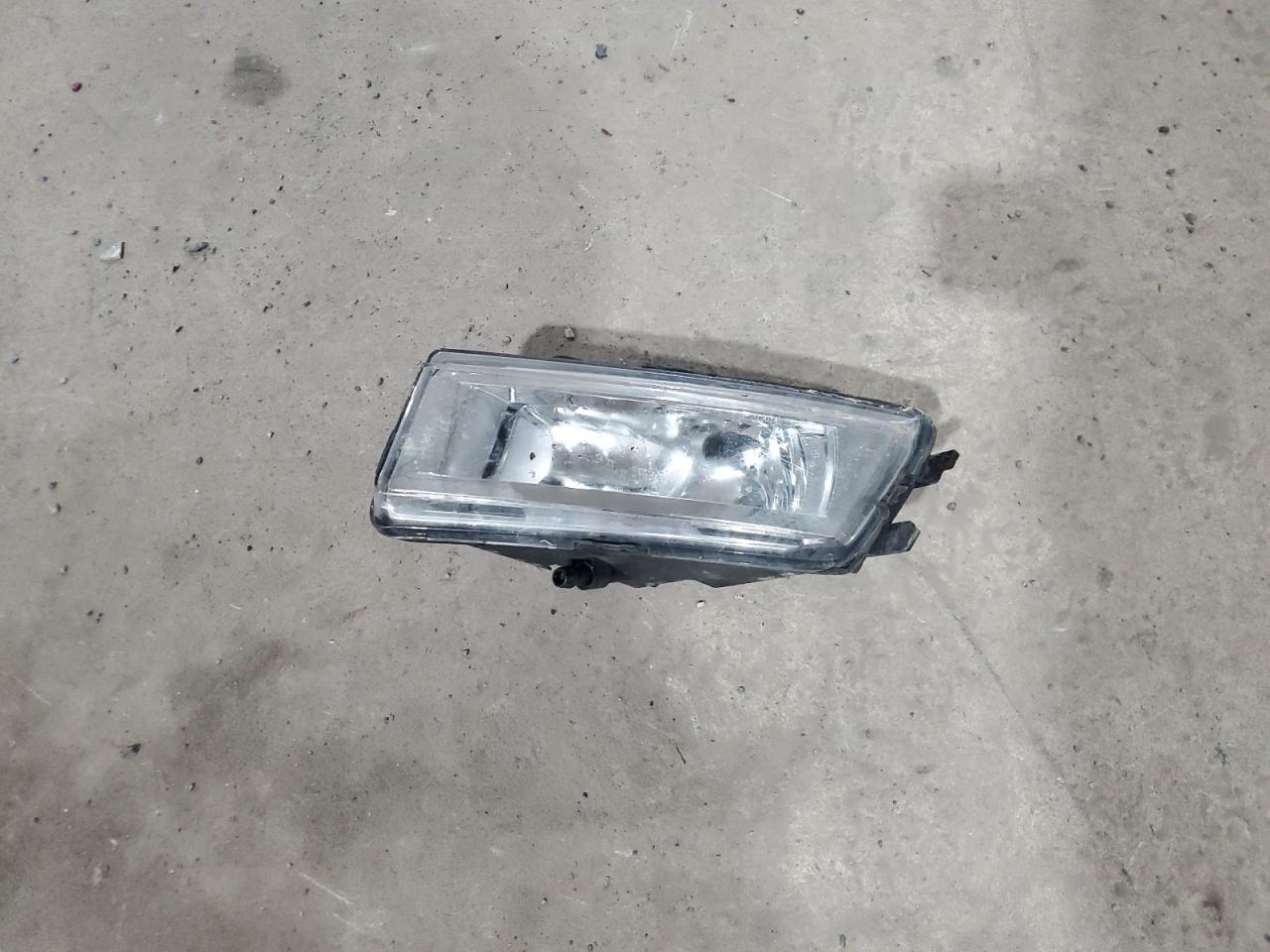 2015 Volkswagen Passat - Image 12