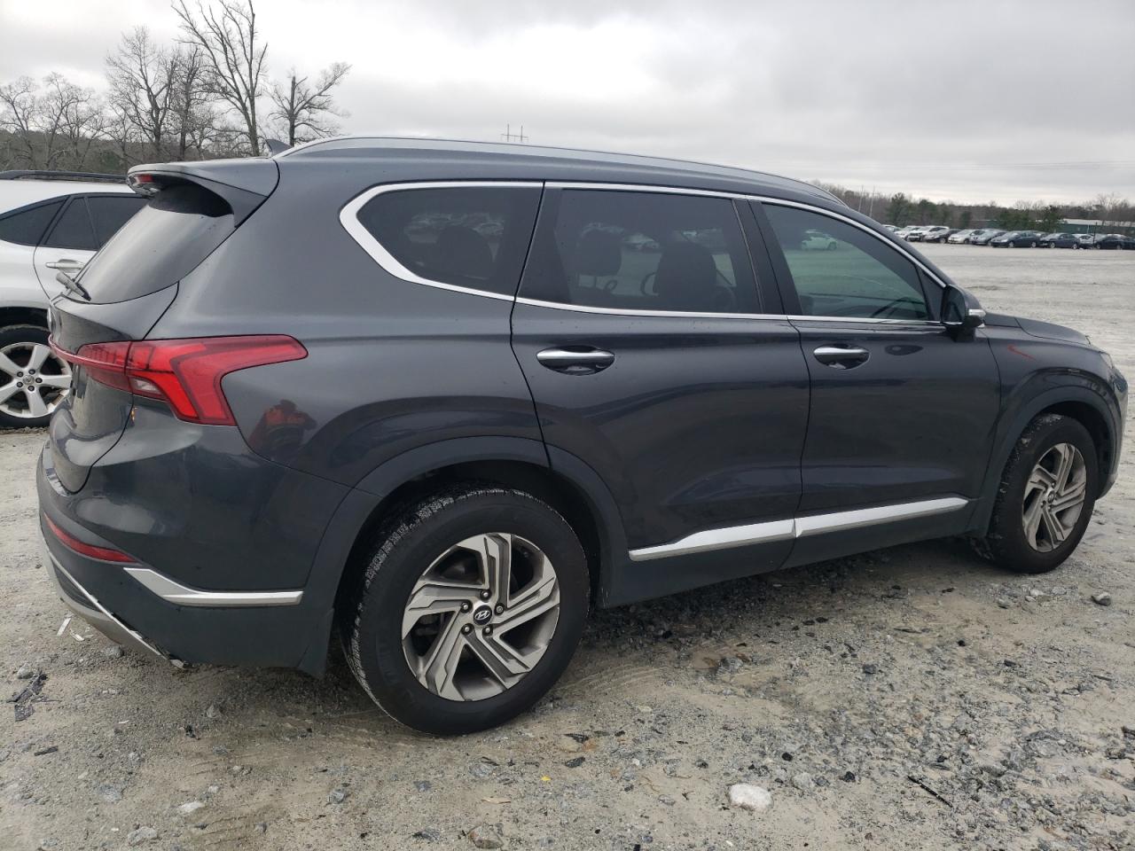 2022 Hyundai Santa Fe - Image 3