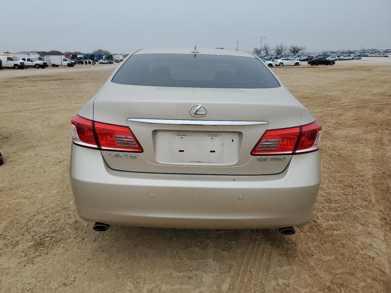 2010 Lexus ES - Image 6