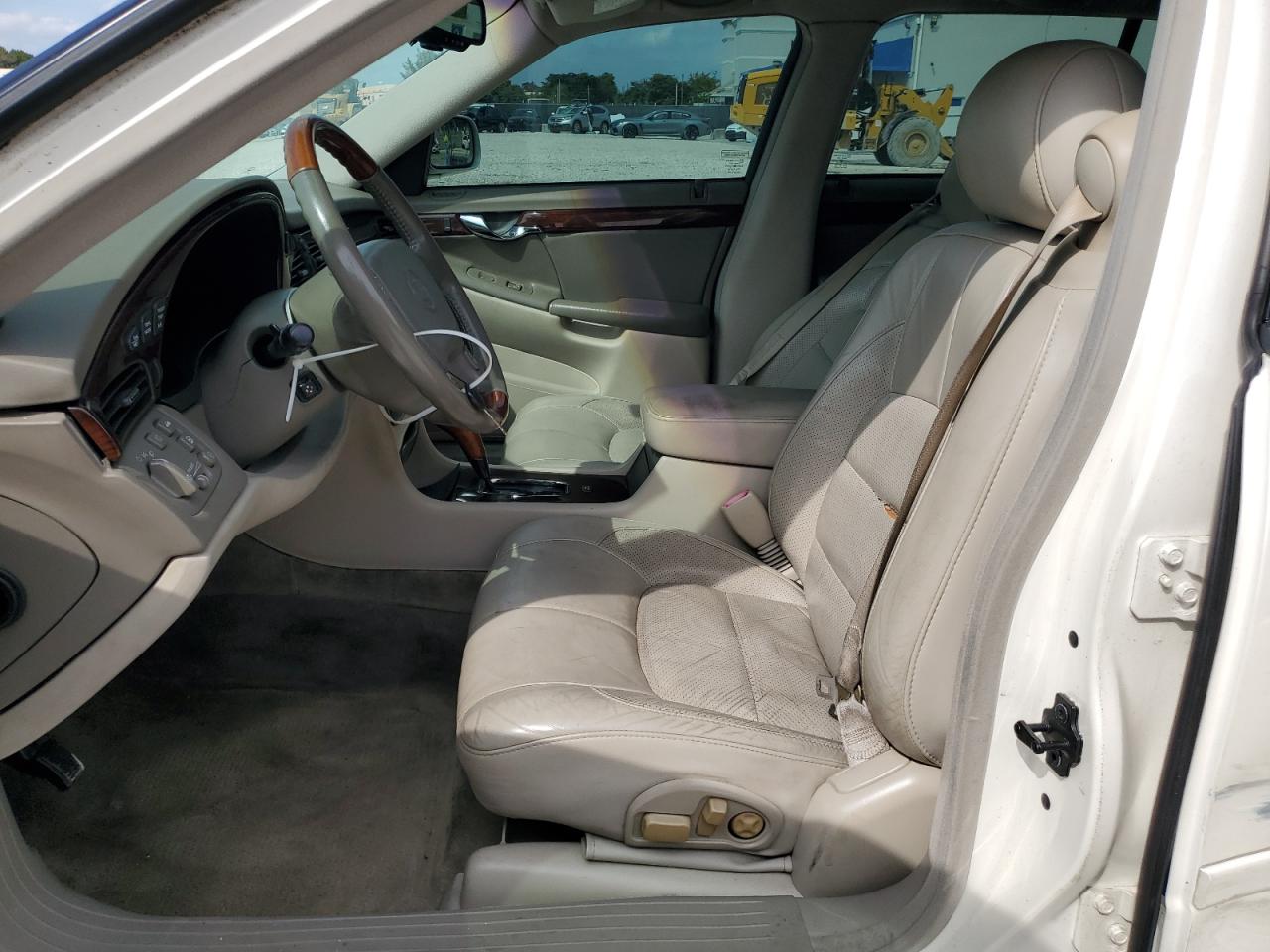 2003 Cadillac De Ville - Image 7
