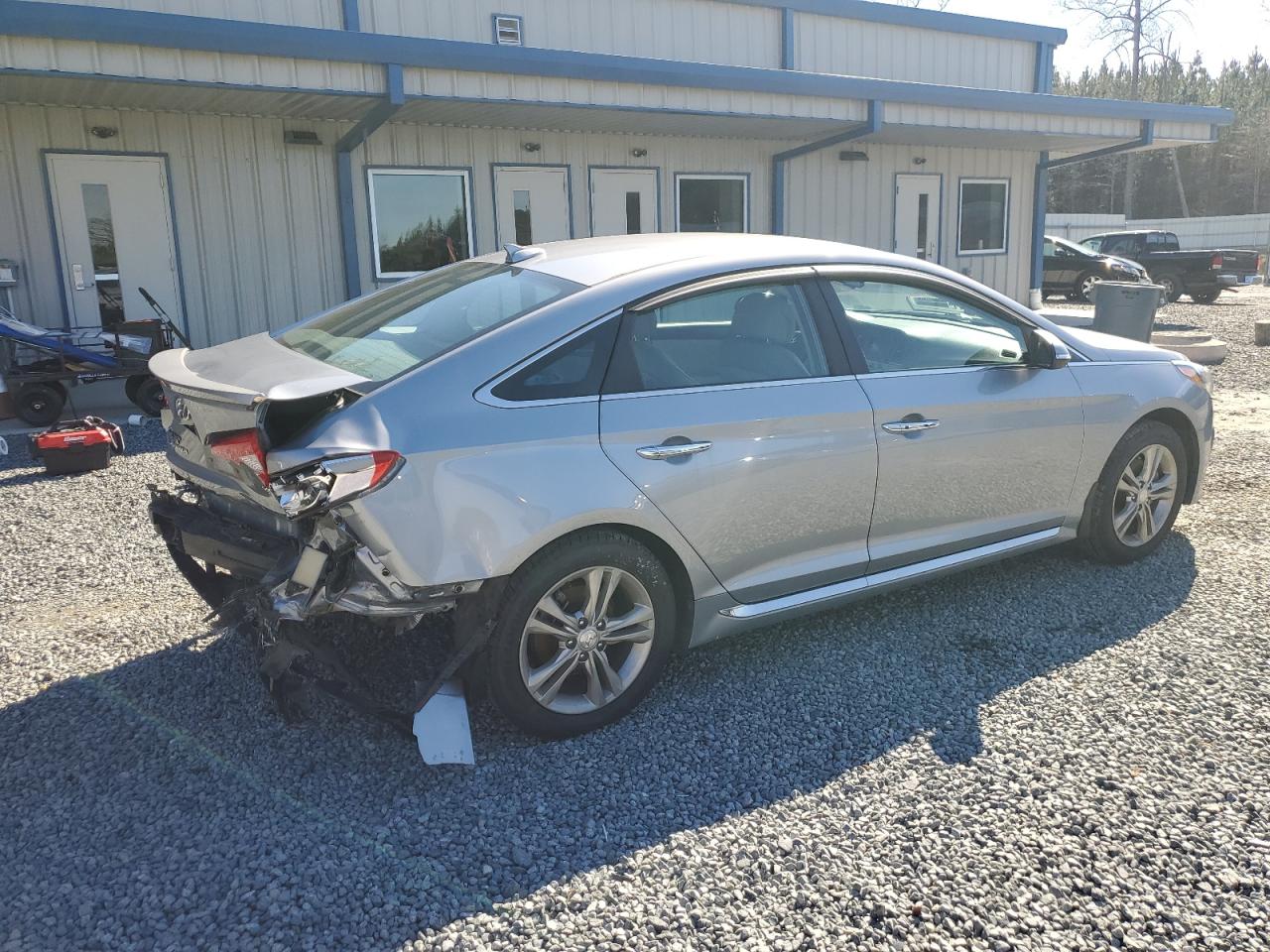 2015 Hyundai Sonata - Image 3