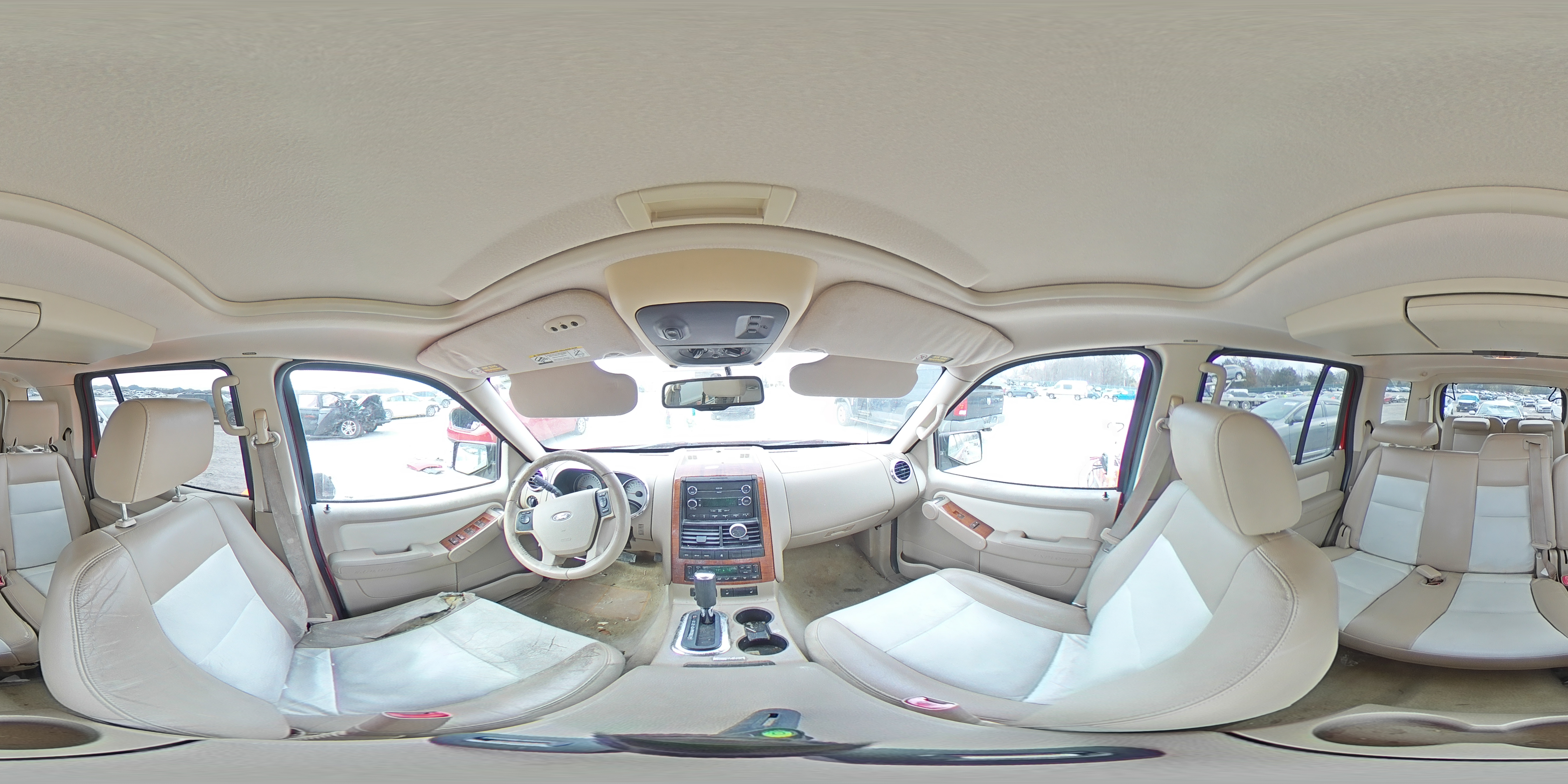 2008 Ford Explorer - Image 13