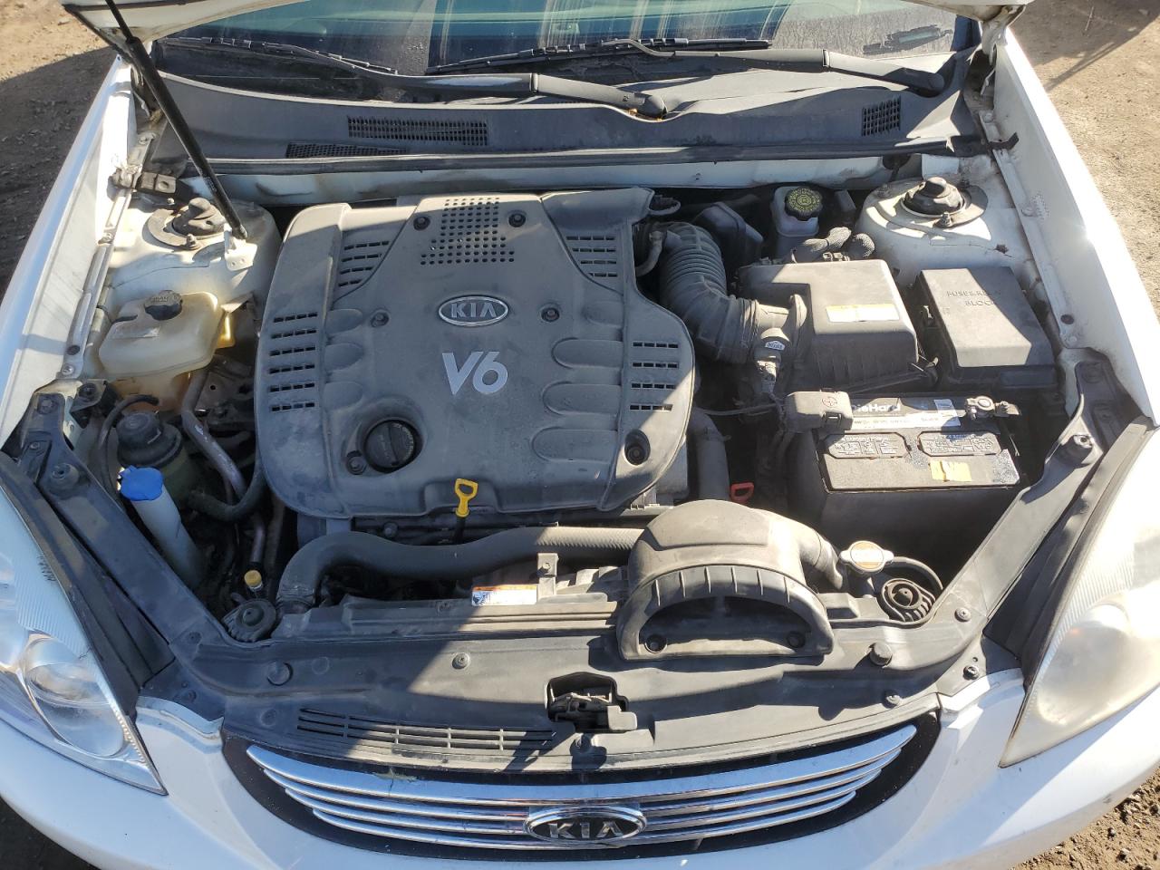 2007 Kia Optima - Image 11