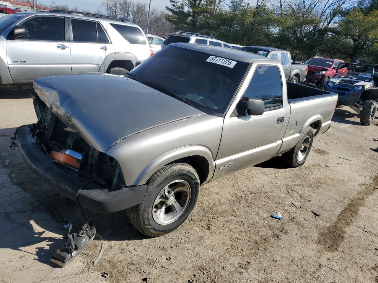 2001 Chevrolet S-10 Pickup - Image 1