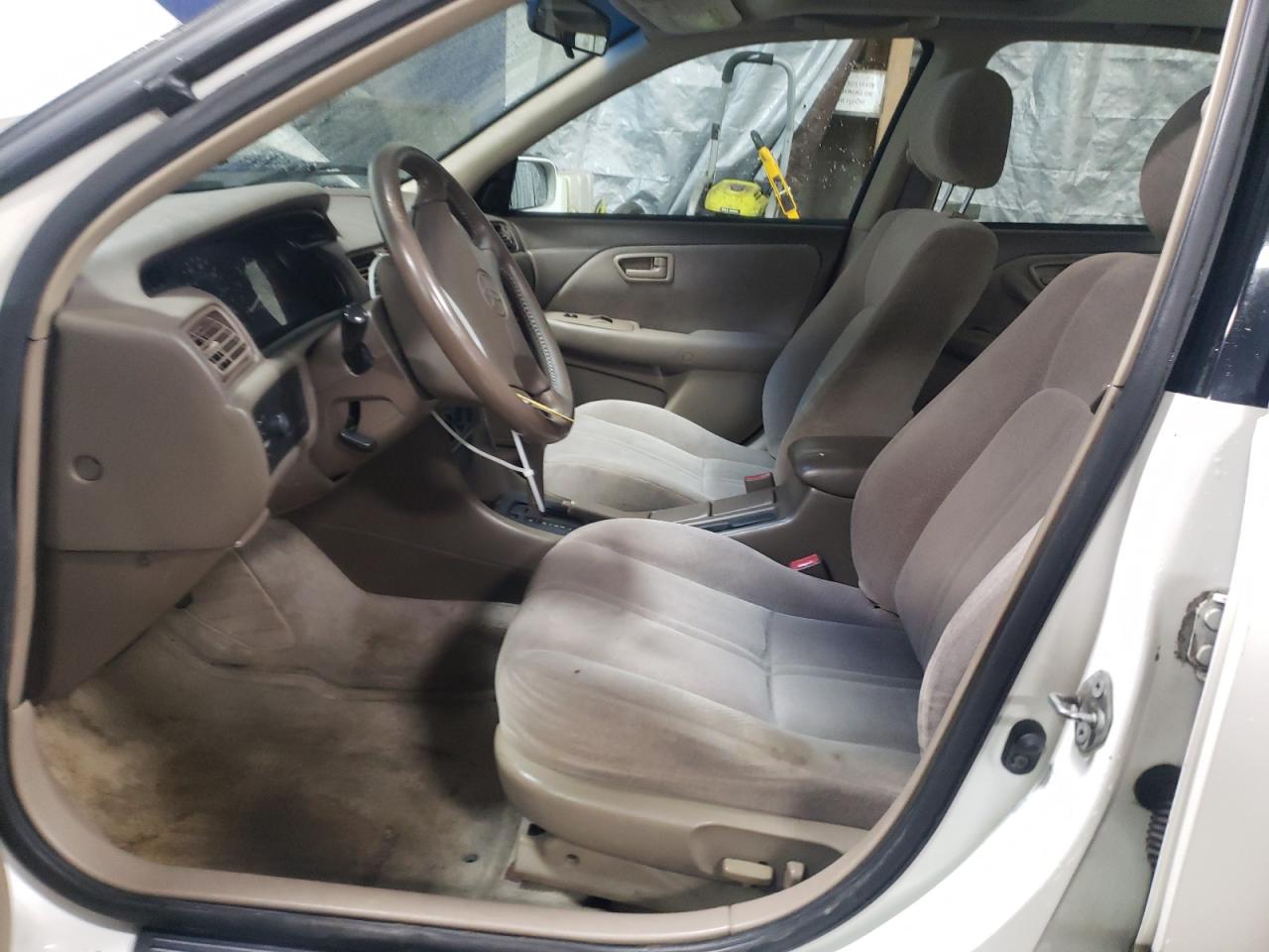 1999 Toyota Camry - Image 7