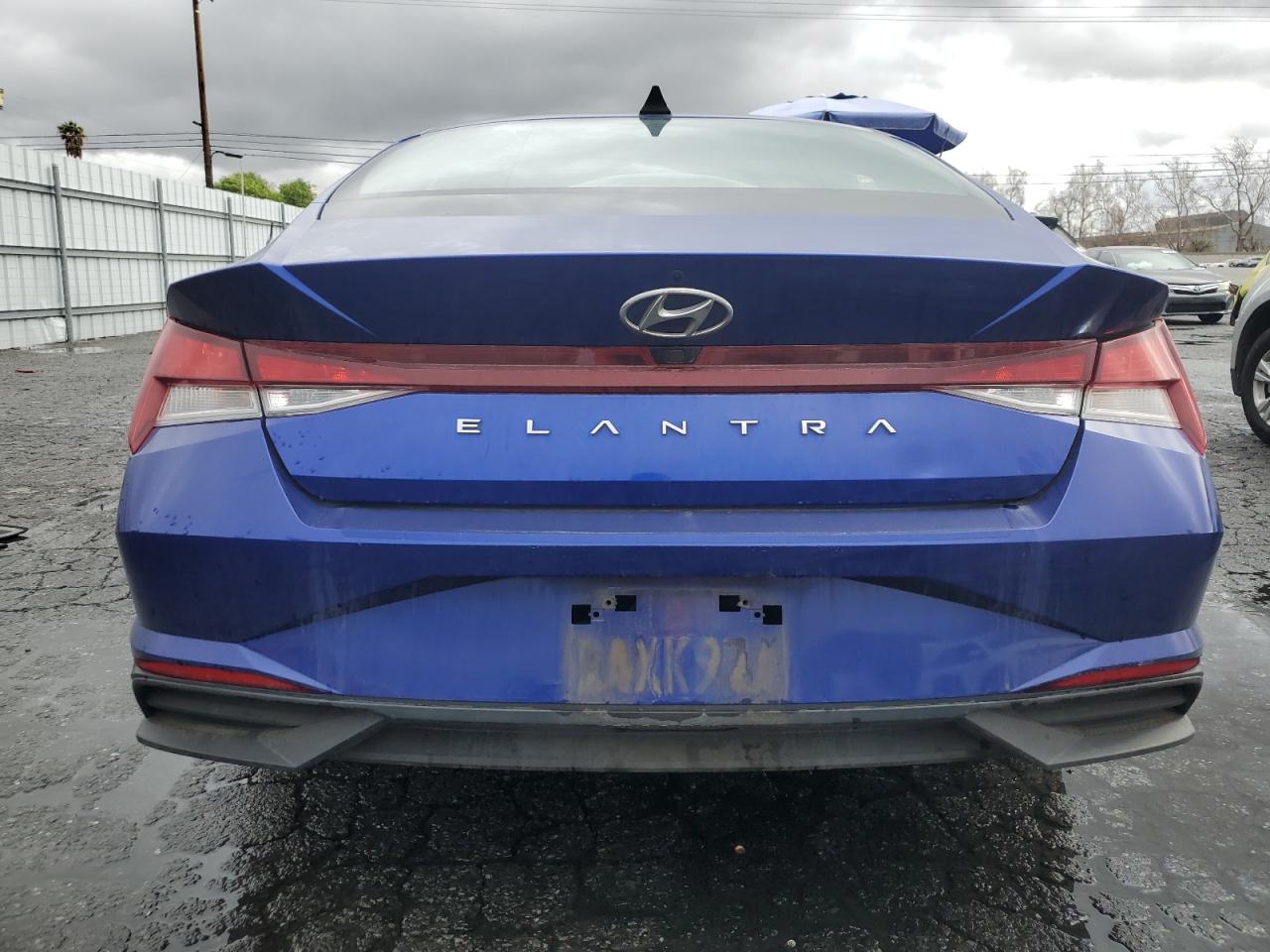 2022 Hyundai Elantra - Image 6