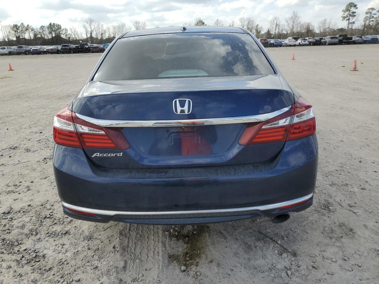 2016 Honda Accord - Image 6
