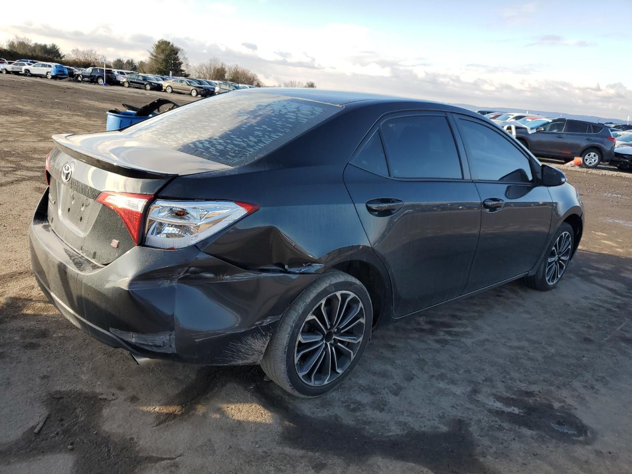 2015 Toyota Corolla - Image 3
