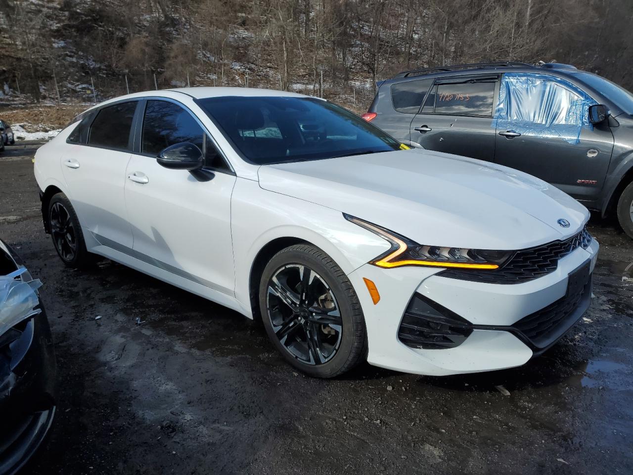 2021 Kia K5 - Image 4