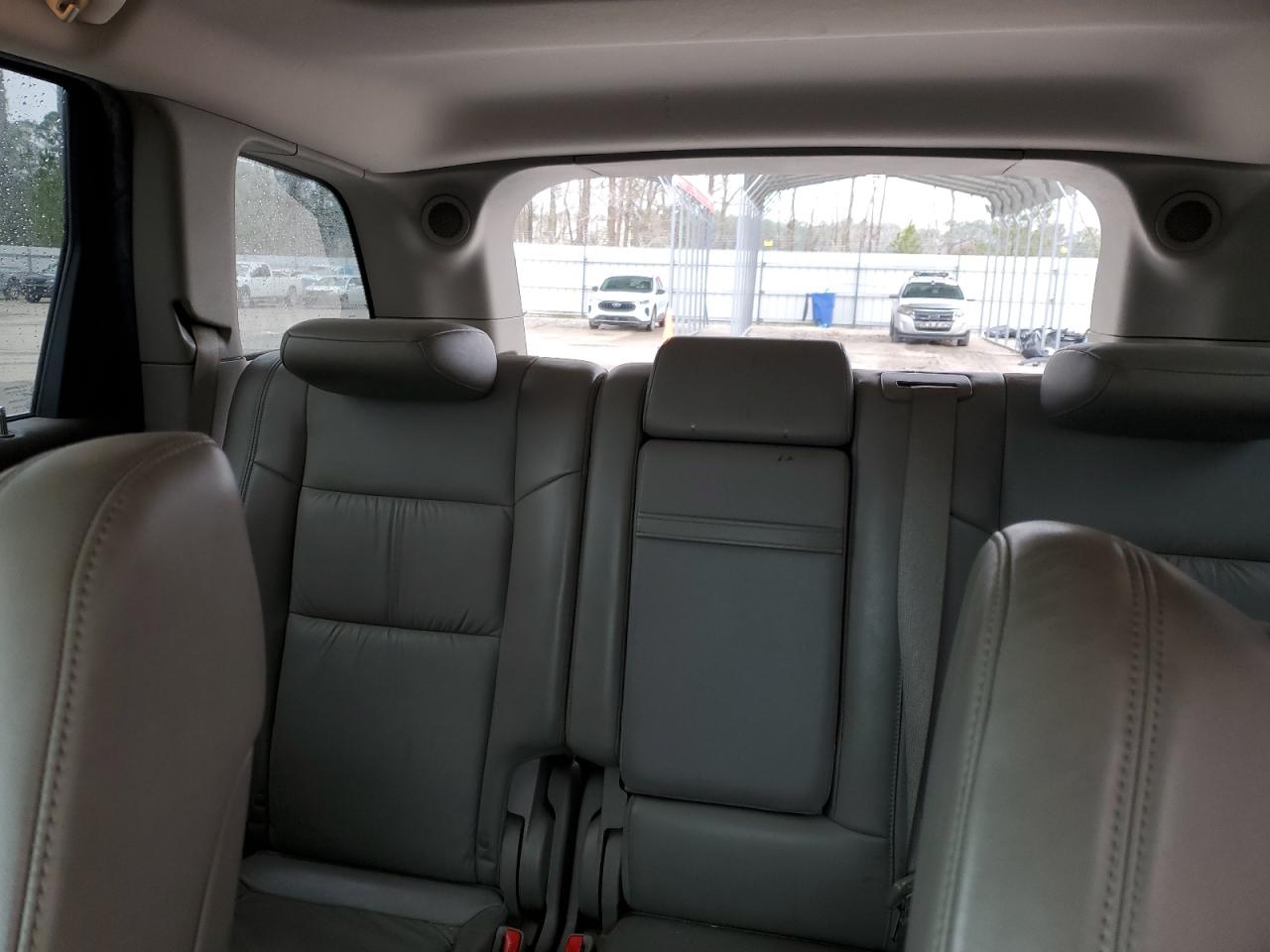 2011 Jeep Grand Cherokee - Image 10