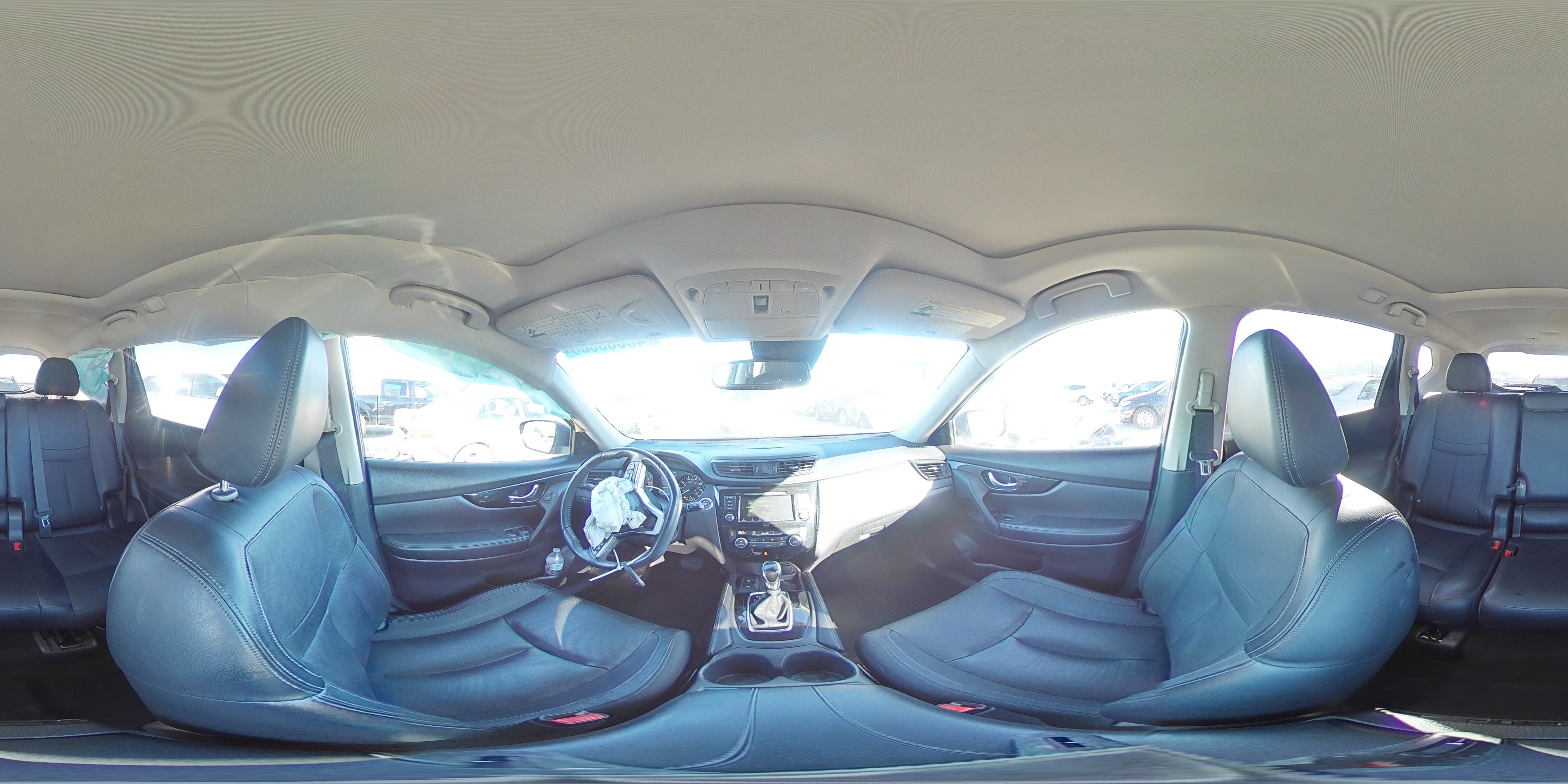 2018 Nissan Rogue - Image 13
