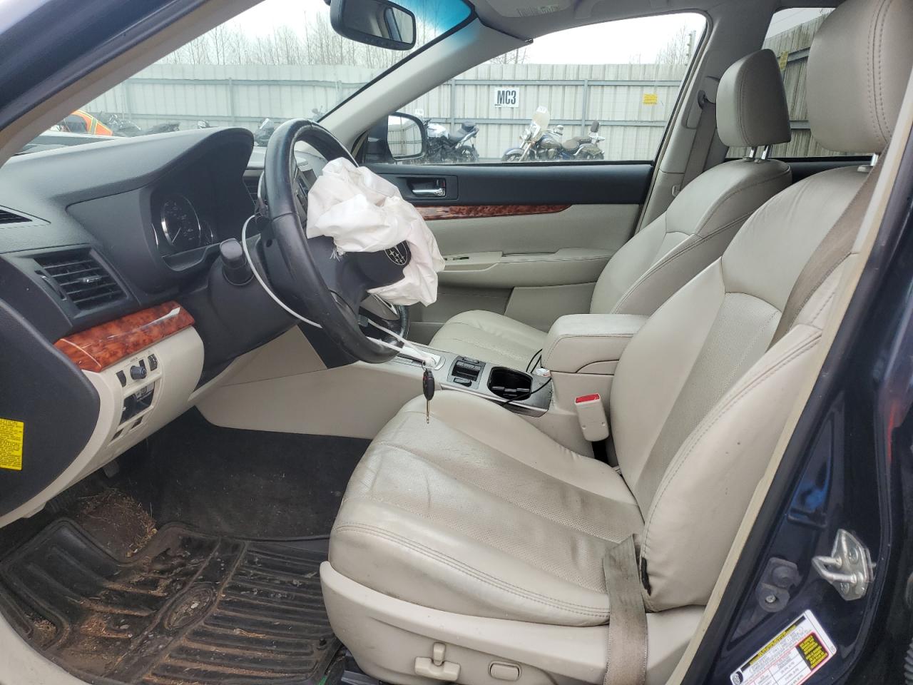 2012 Subaru Outback - Image 7