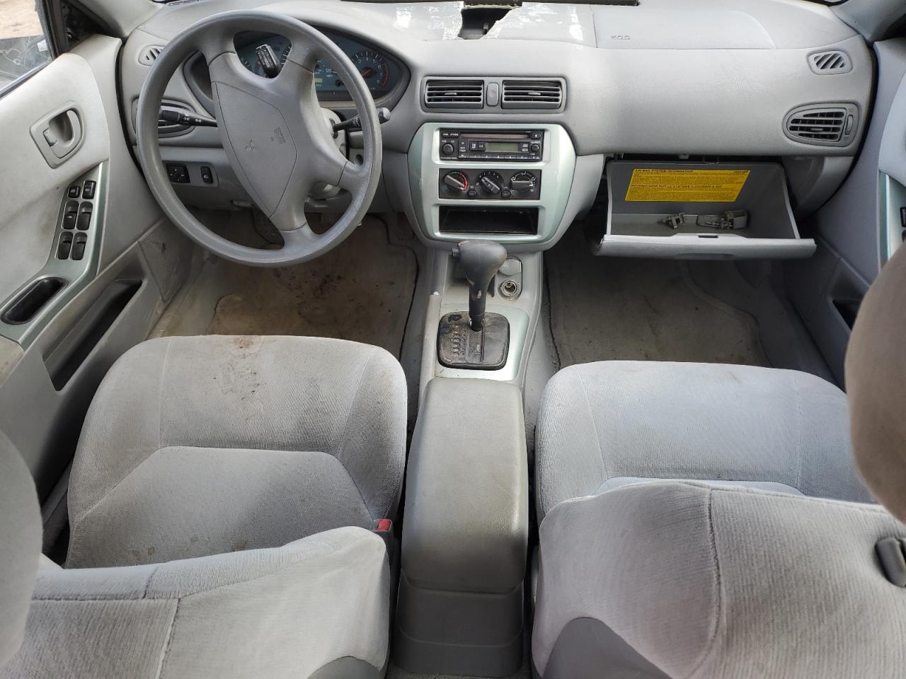 2003 Mitsubishi Galant - Image 8