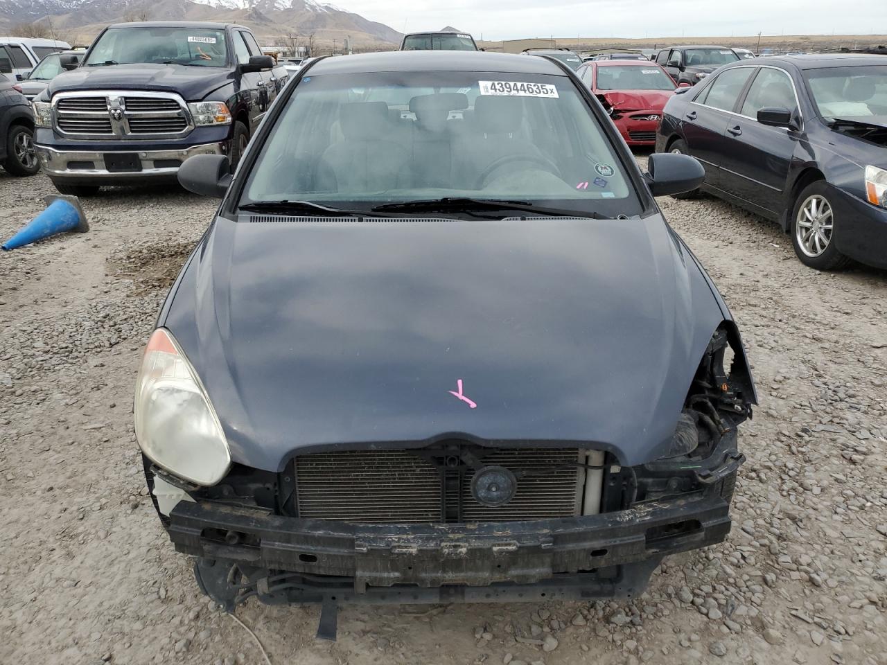 2009 Hyundai Accent - Image 5
