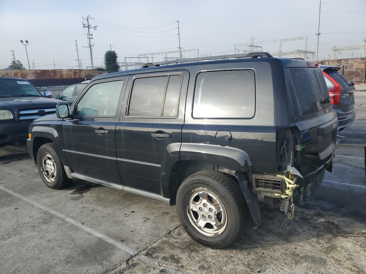 2009 Jeep Liberty (Patriot) - Image 2