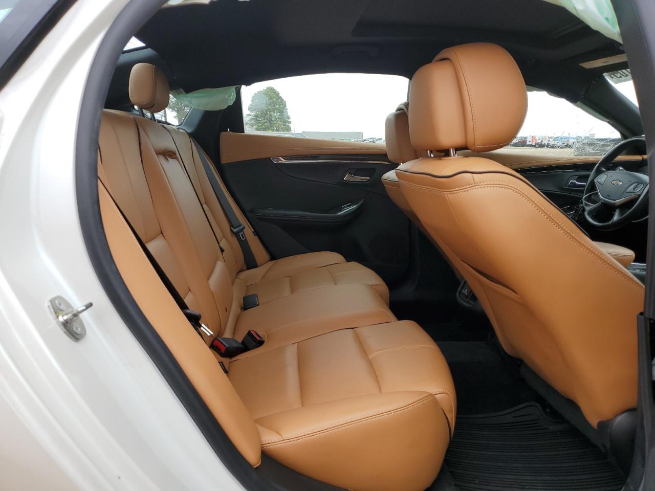 2014 Chevrolet Impala - Image 10