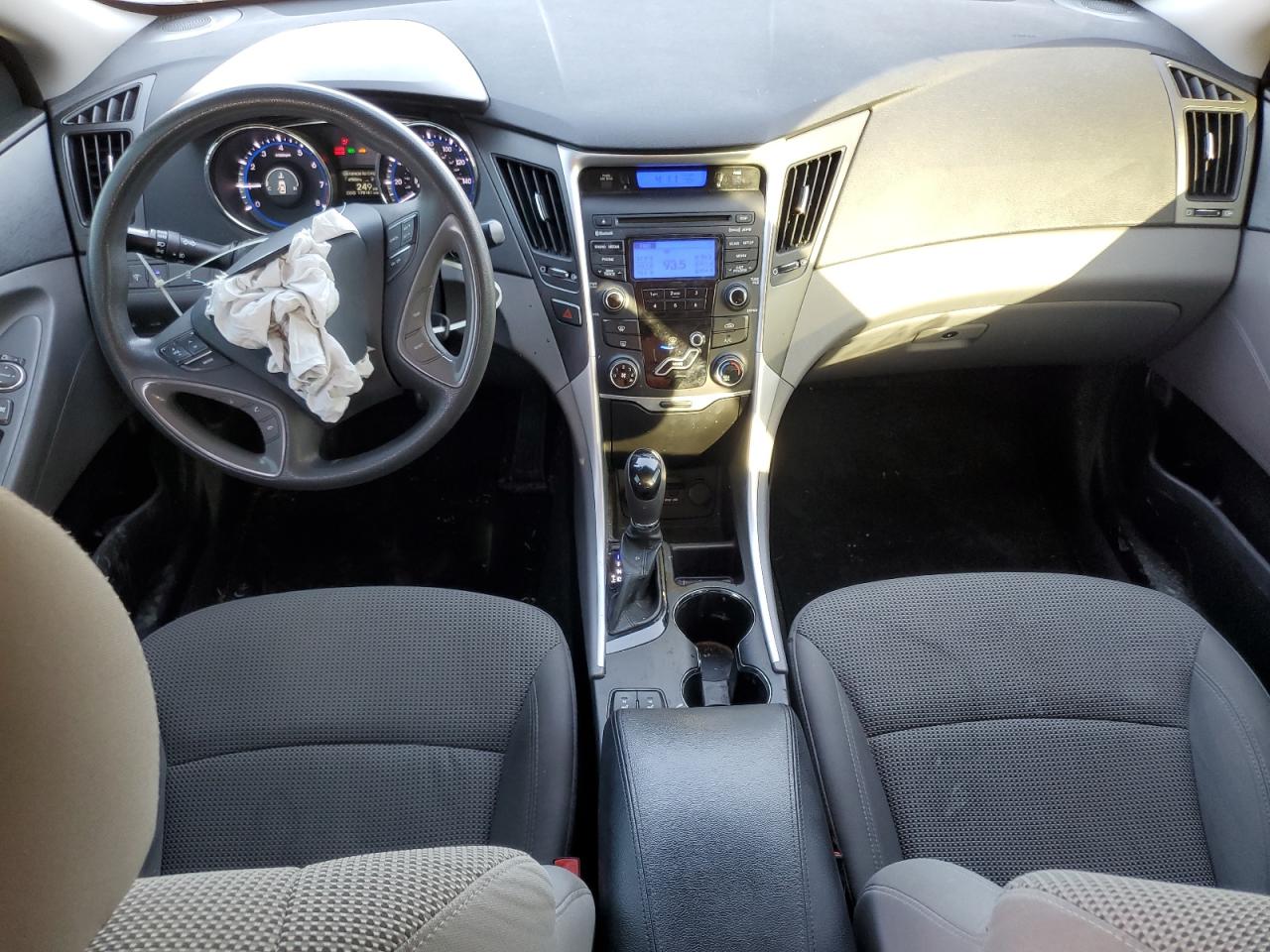 2013 Hyundai Sonata - Image 8