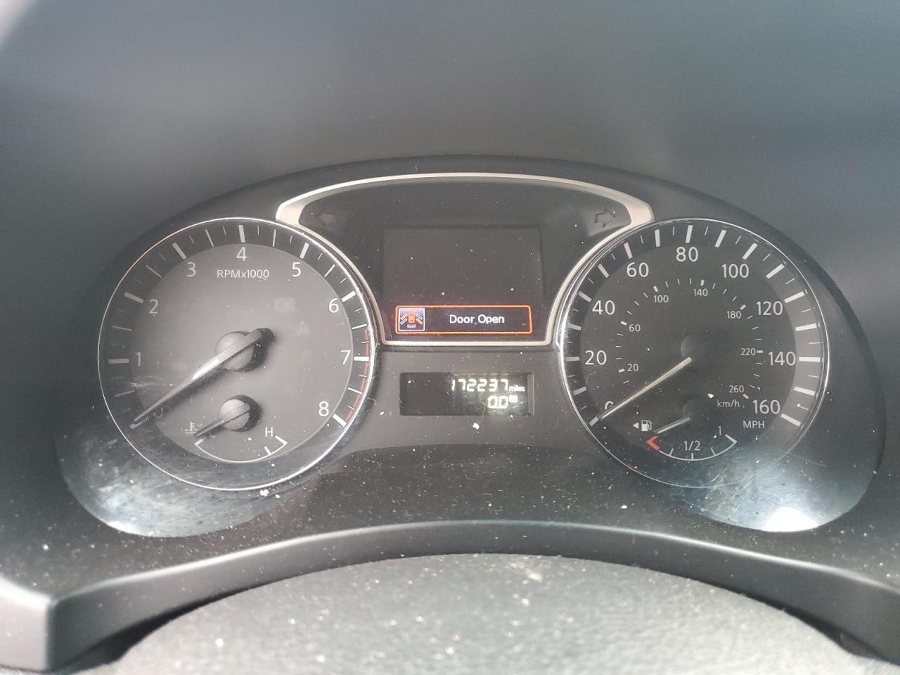 2015 Nissan Altima - Image 9