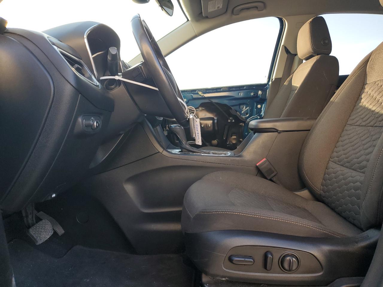 2020 Chevrolet Equinox - Image 7