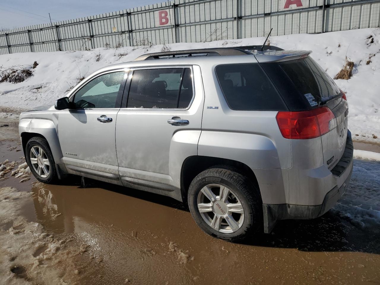 2014 GMC Terrain - Image 2