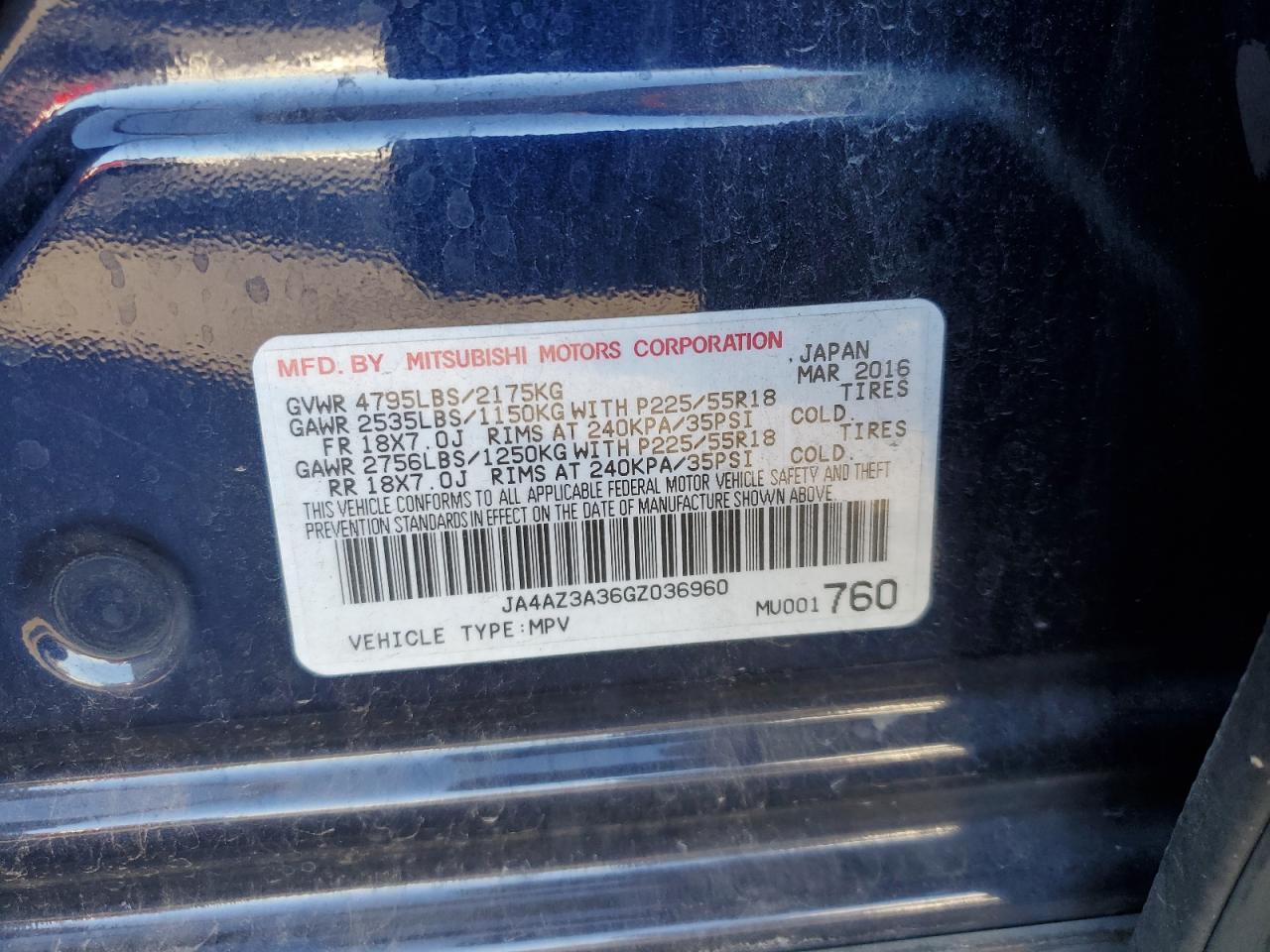 2016 Mitsubishi Outlander - Image 14