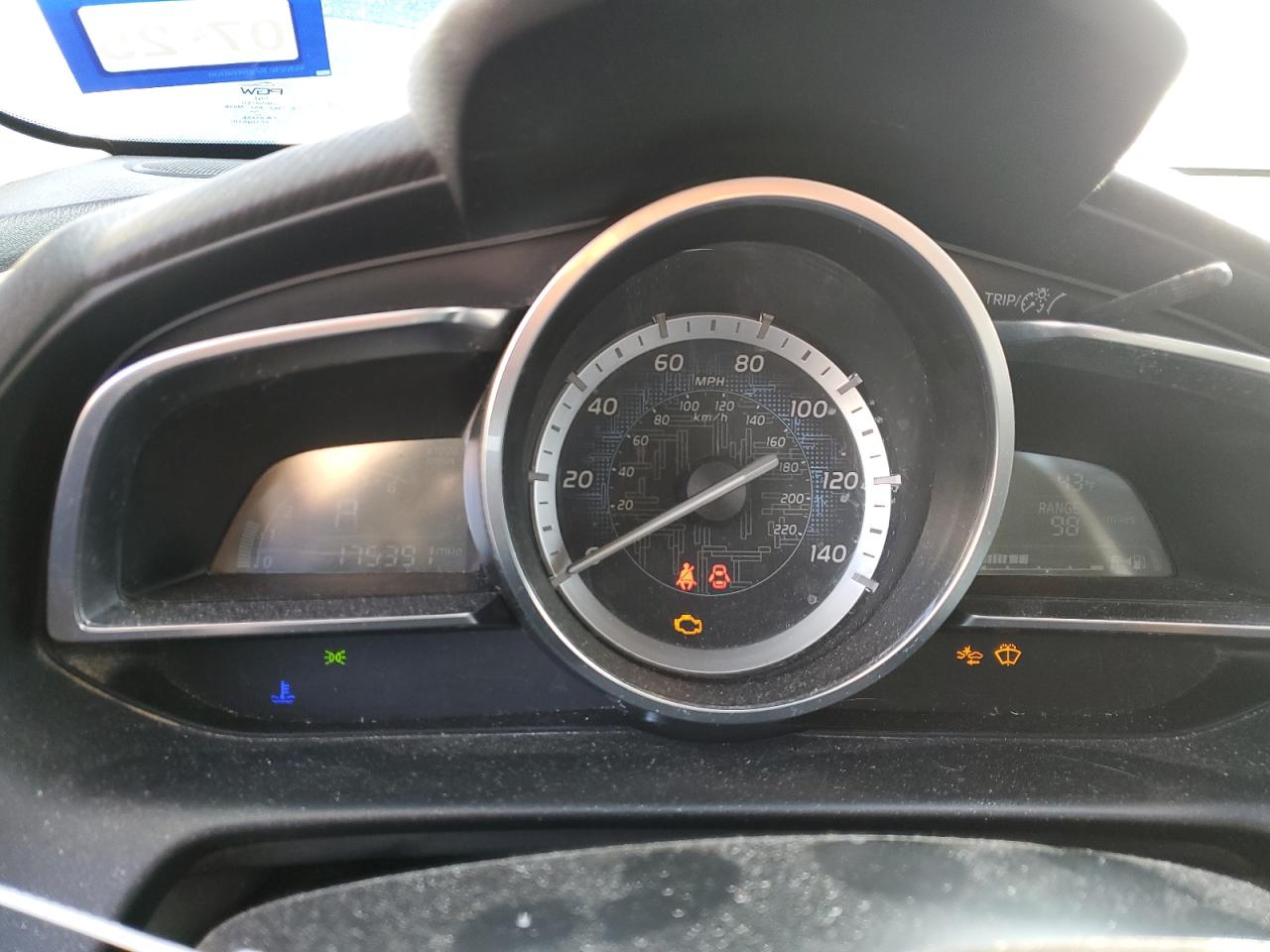 2017 Toyota Yaris - Image 9