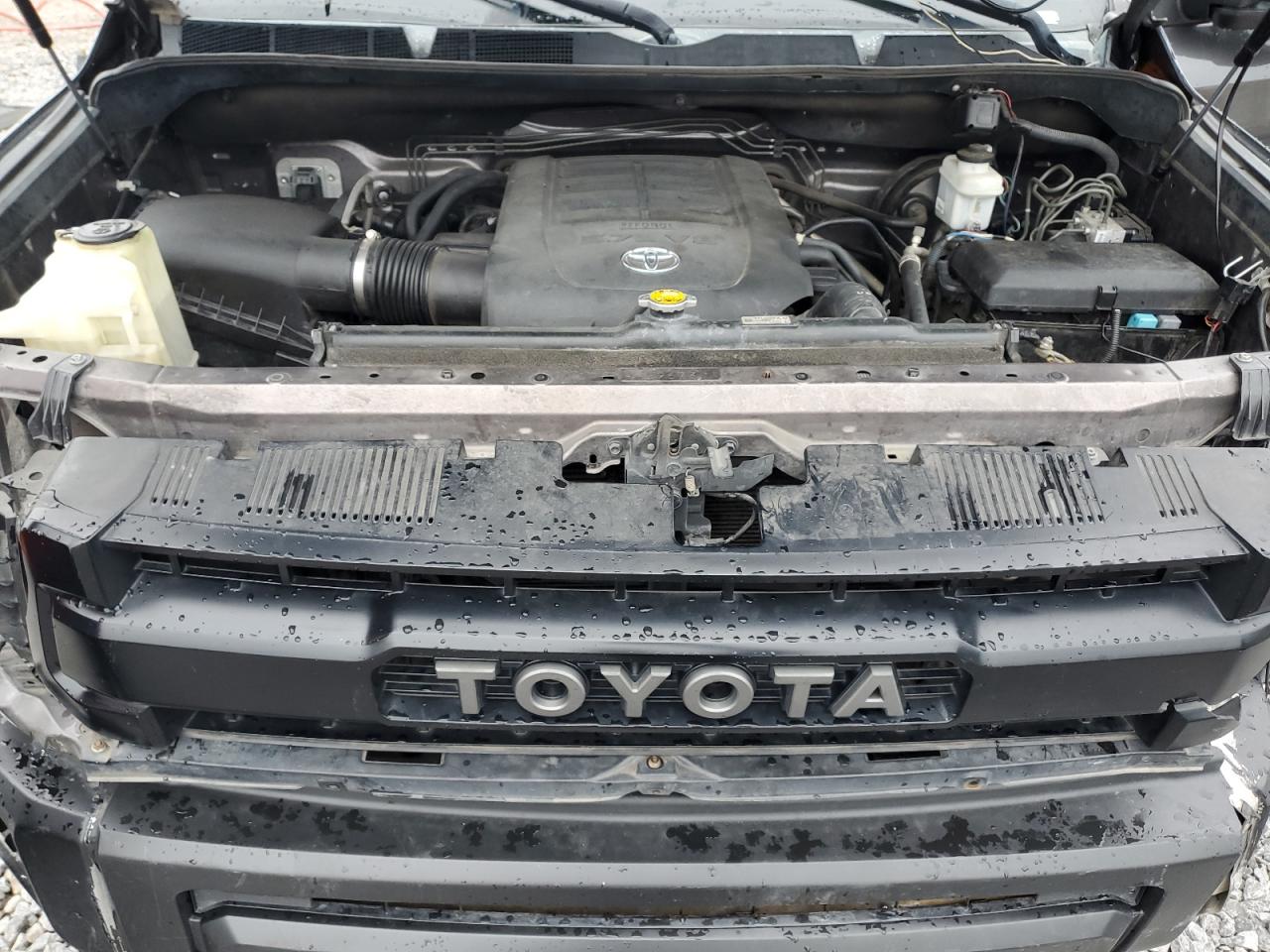 2014 Toyota Tundra - Image 11
