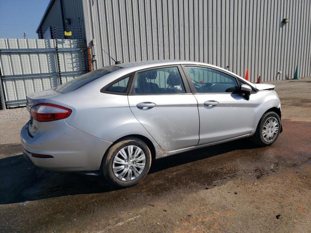  FORD FIESTA 2017 Srebrny