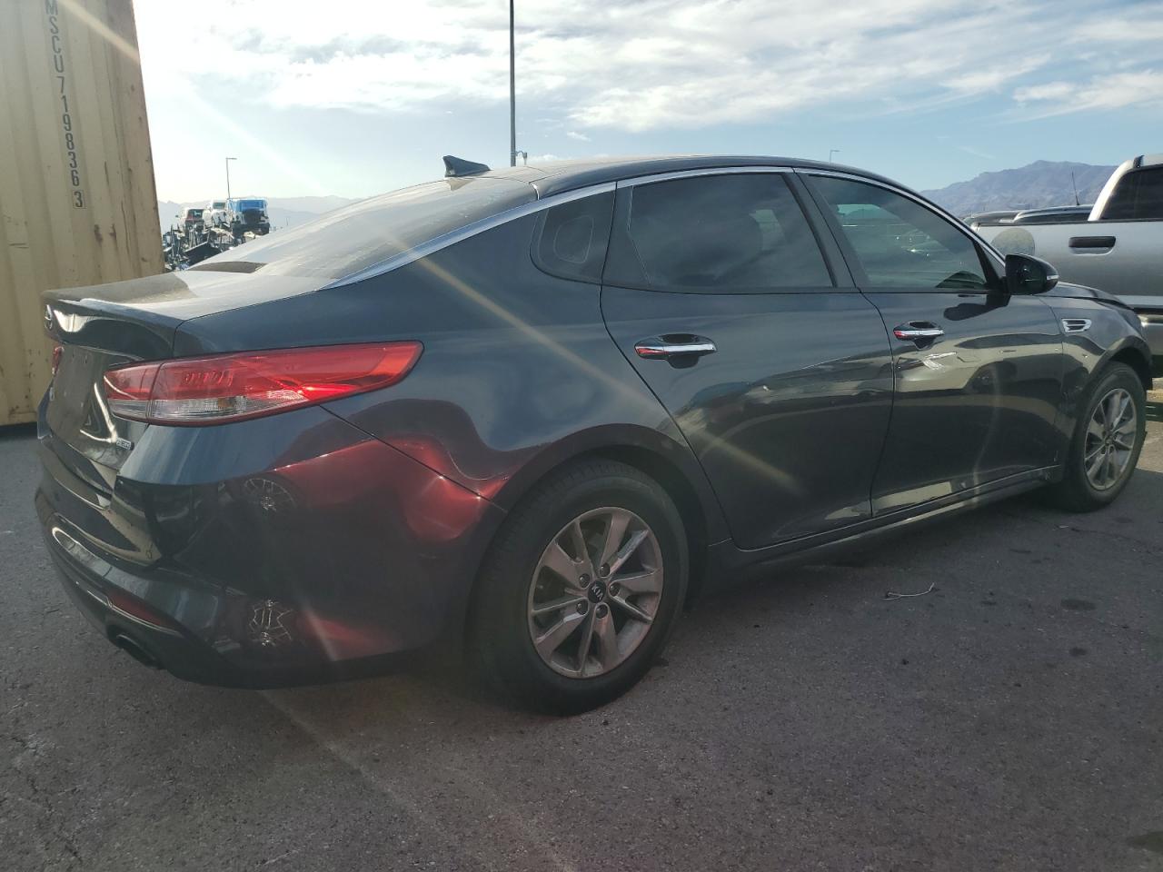 2016 Kia Optima - Image 3