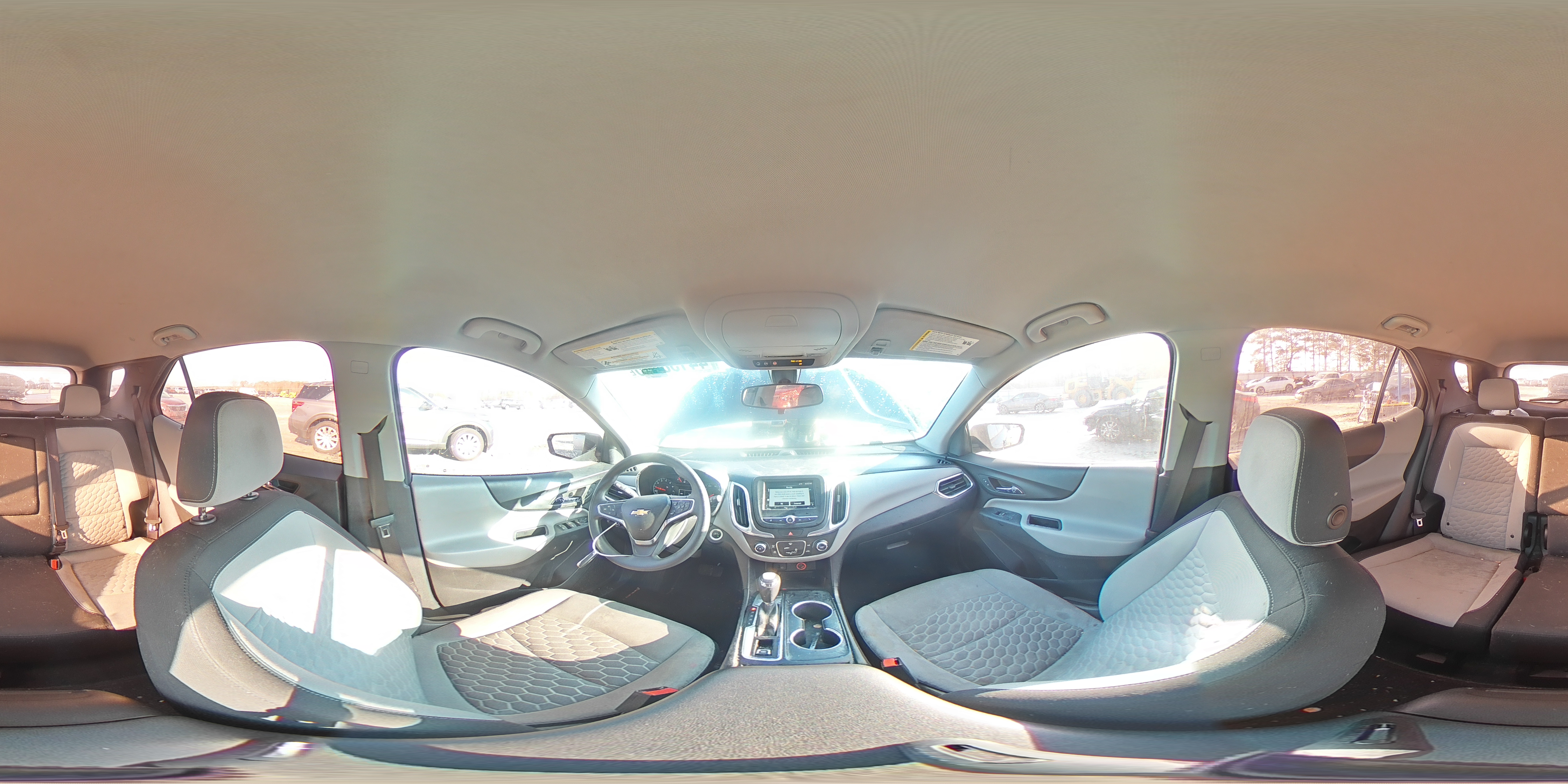 2018 Chevrolet Equinox - Image 13