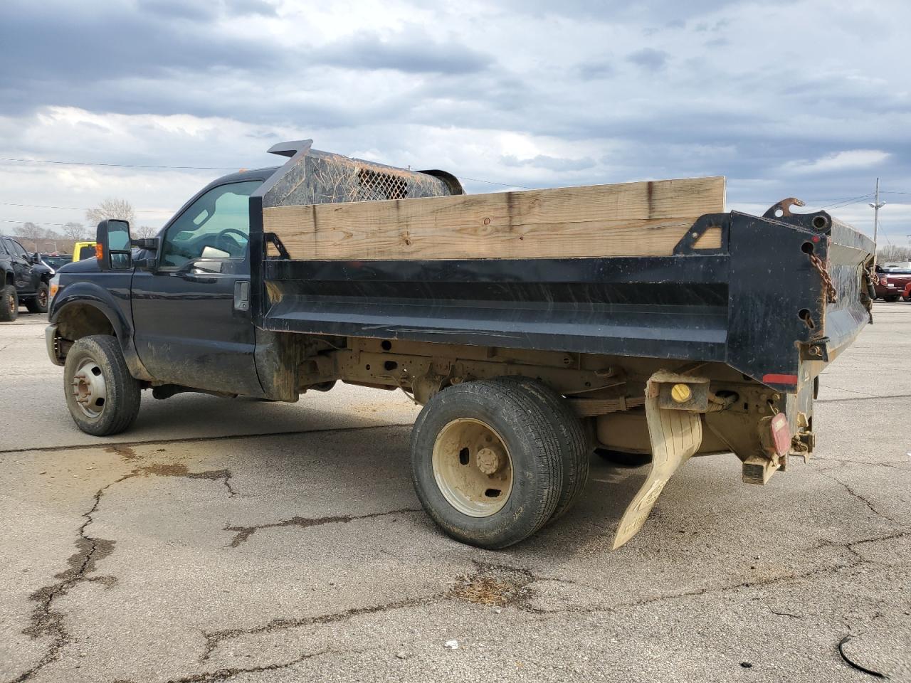 2014 Ford F350 - Image 2