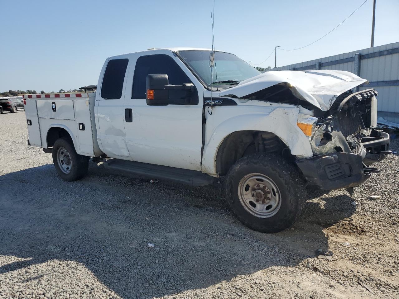 2014 Ford F250 - Image 4