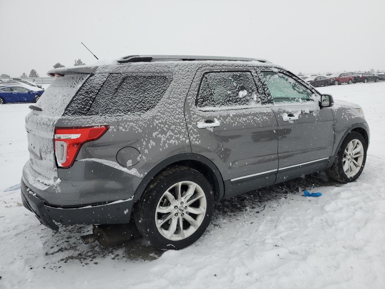 2011 Ford Explorer - Image 3