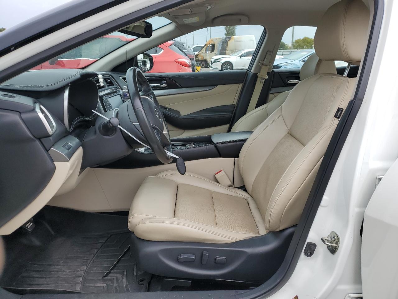 2018 Nissan Maxima - Image 7