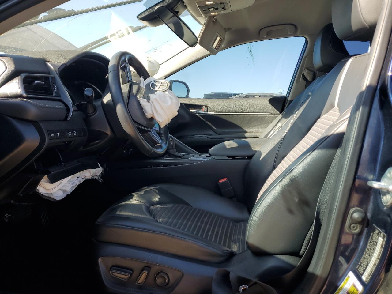 2021 Toyota Camry - Image 7