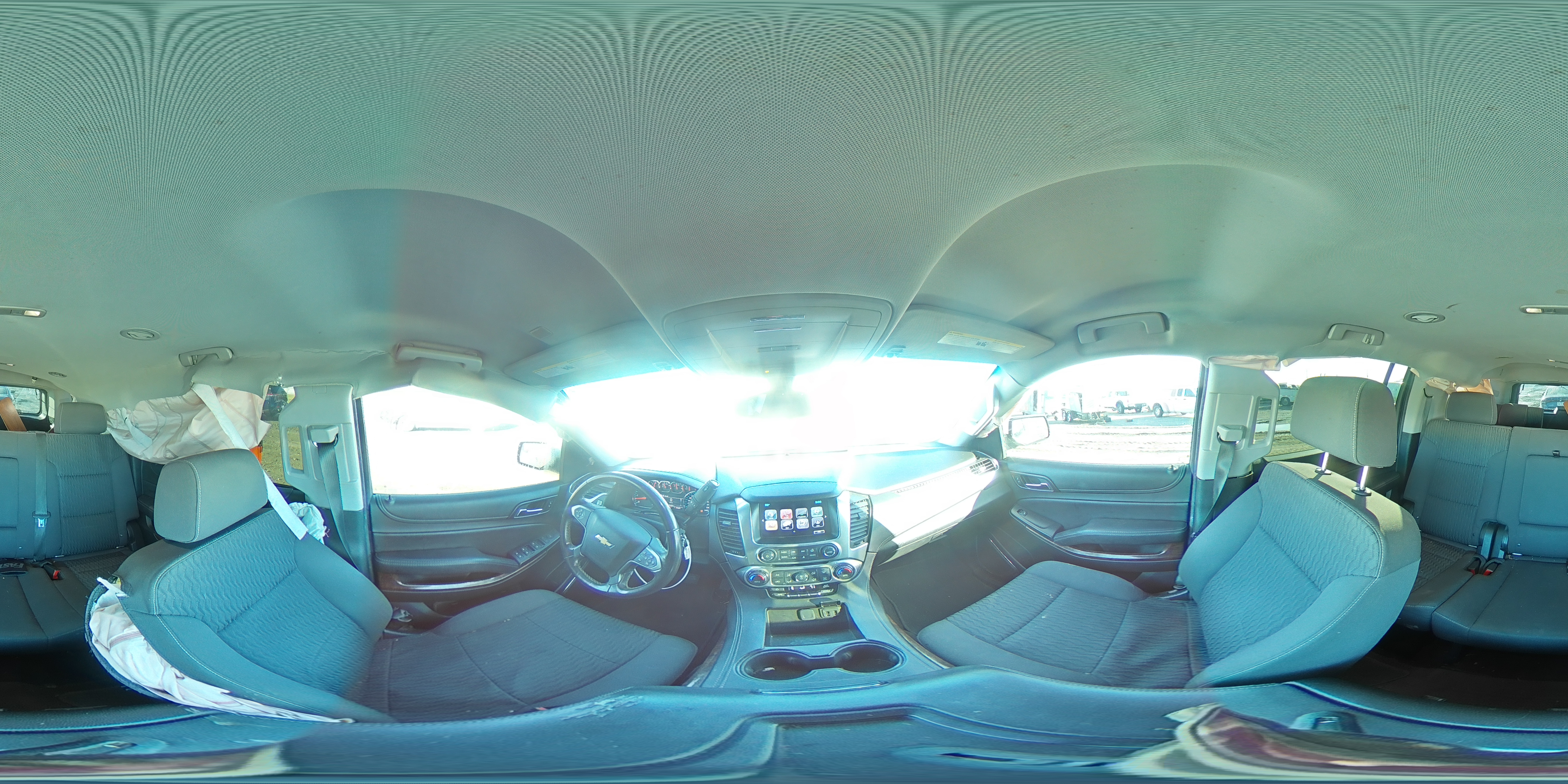 2018 Chevrolet Suburban - Image 14